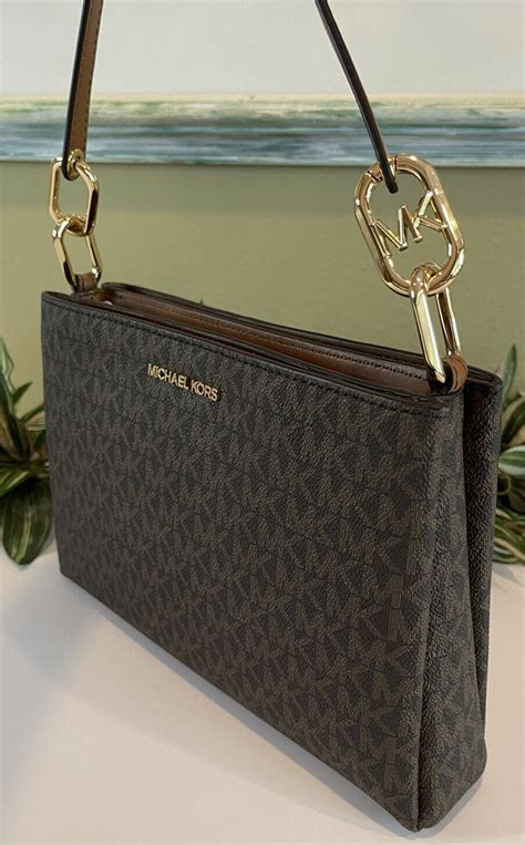 michael kors triple compartment bag